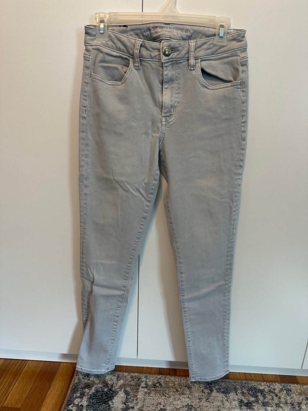 American Eagle Outfitters Light Gray Skinny Jeans - Stretch Denim